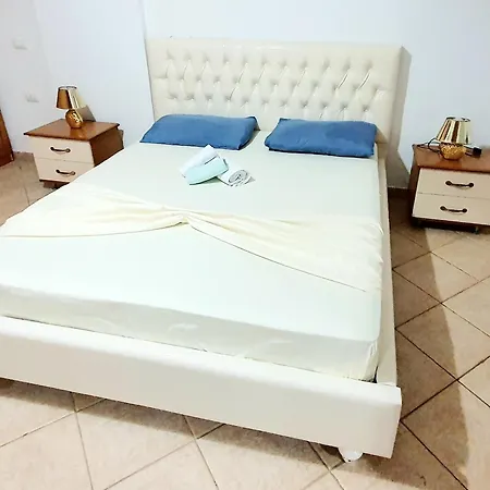 Me Qera Lungomare Medem1 Vlorë