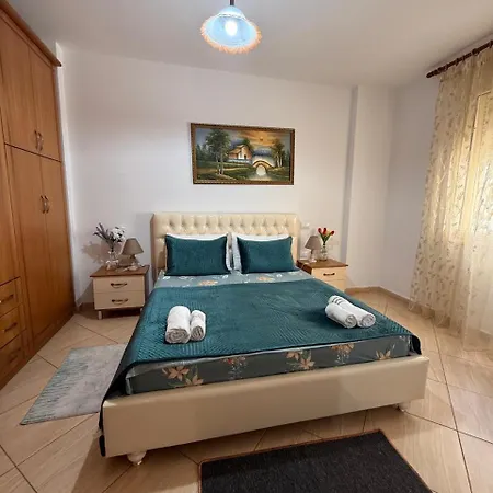 Me Qera Lungomare Medem1 Apartment