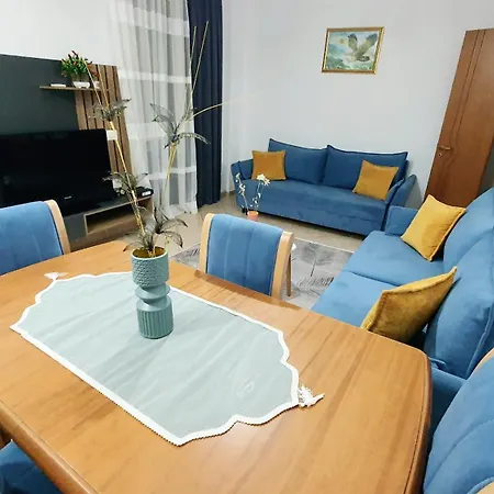 Apartment Me Qera Lungomare Medem1