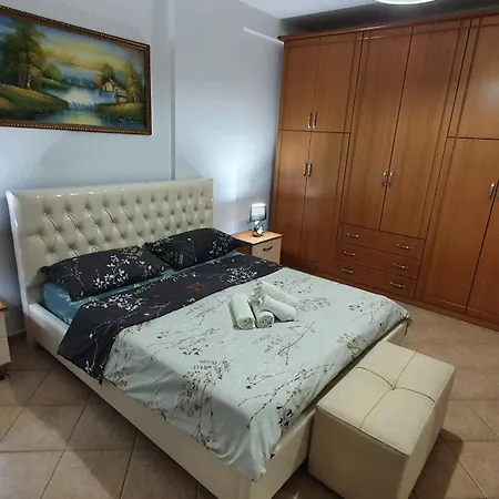 Me Qera Lungomare Medem1 *