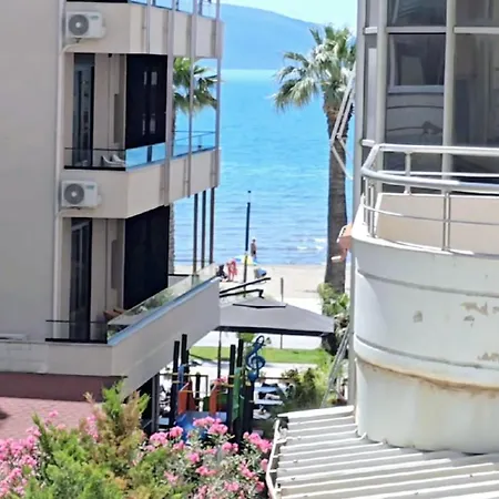Apartament Me Qera Lungomare Medem1 *